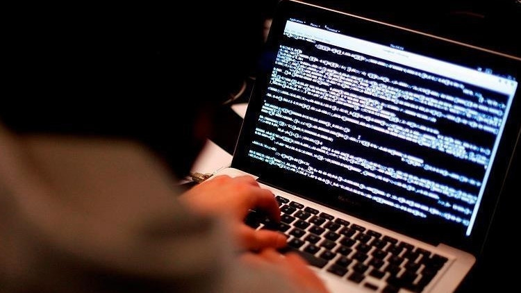 ‘Siber Uzay’ kanunu çıktı