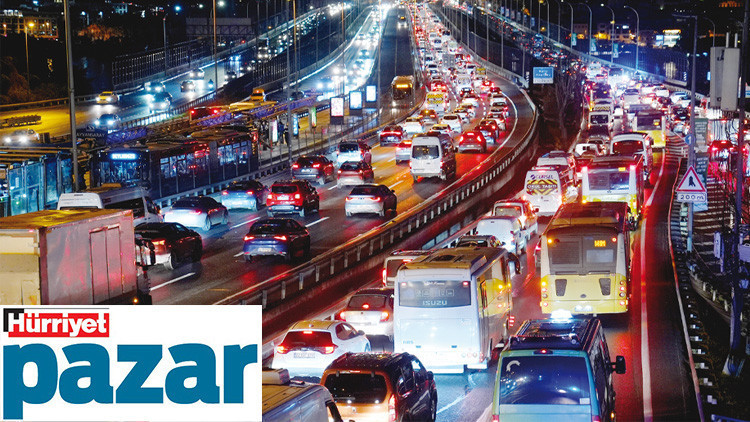 ‘Trafik yüzünden bazı geceler ofiste kalıyorum’ ‘Trafik yüzünden bazı geceler ofiste kalıyorum’