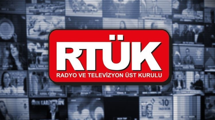 RTÜKün talimatıyla televizyonlardaki tüm canlı yayınlar kesildi iddiasına yalanlama RTÜKün talimatıyla televizyonlardaki tüm canlı yayınlar kesildi iddiasına yalanlama
