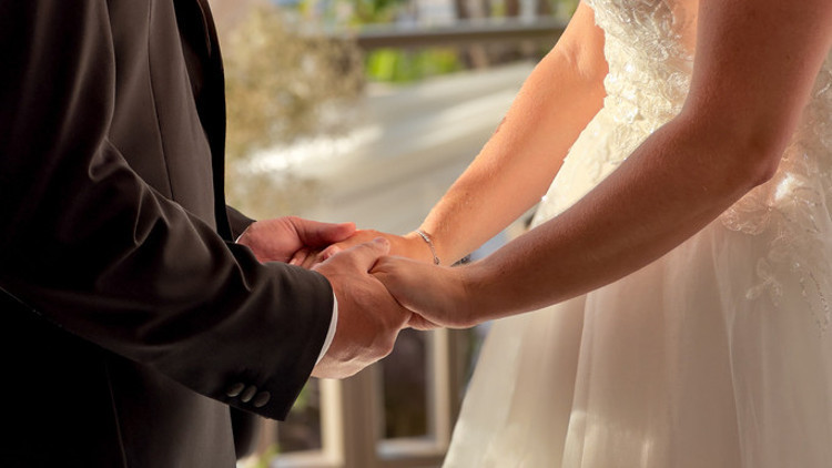 Sığınmacıların nikah ücretini 25 kat artıran Afyonkarahisar Belediyesine ayrımcılık cezası