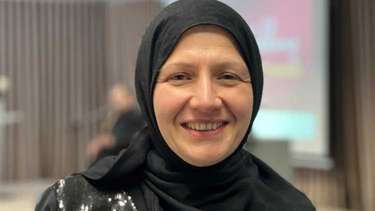 Kayserili madenci kızından Türk gençlerine: Azimle çalışın Kayserili madenci kızından Türk gençlerine: Azimle çalışın