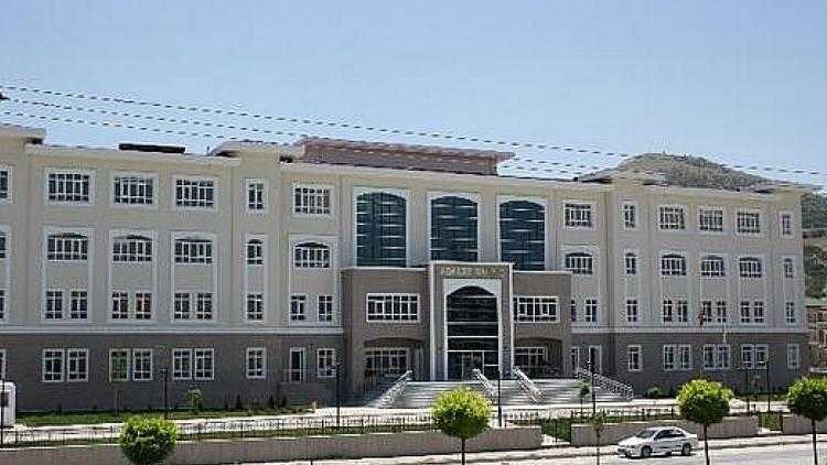 İlkokulda kız öğrencilere cinsel taciz iddiası: Memur açığa alındı İlkokulda kız öğrencilere cinsel taciz iddiası: Memur açığa alındı