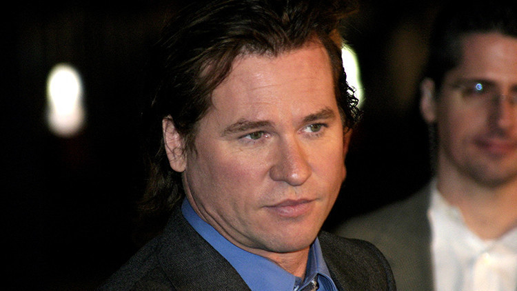 Kanseri yenip setlere geri dönmüştü... Hollywoodun efsane oyuncusu Val Kilmer hayatını kaybetti