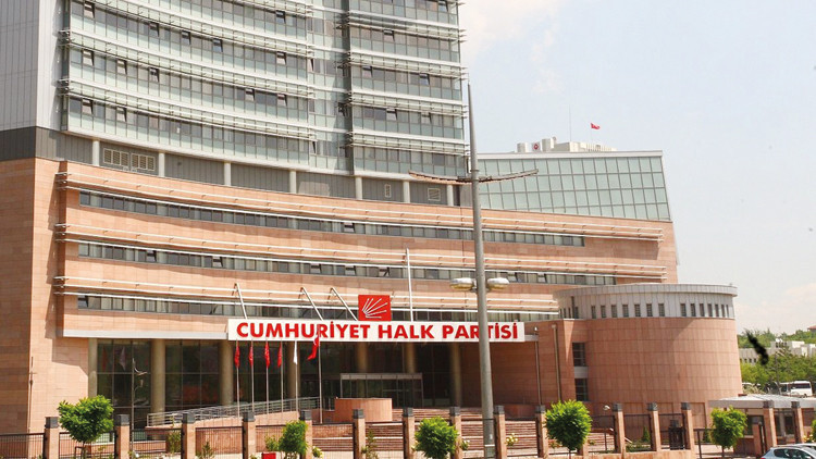 CHPnin 21. Olağanüstü Kurultayına geri sayım başladı