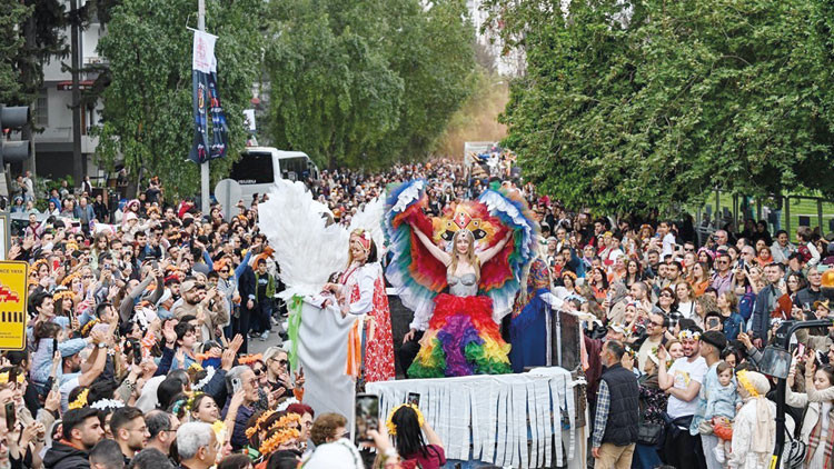 Rio’yu aratmadı Kültür Yolu Festivali ‘Adana’dan yola çıktı