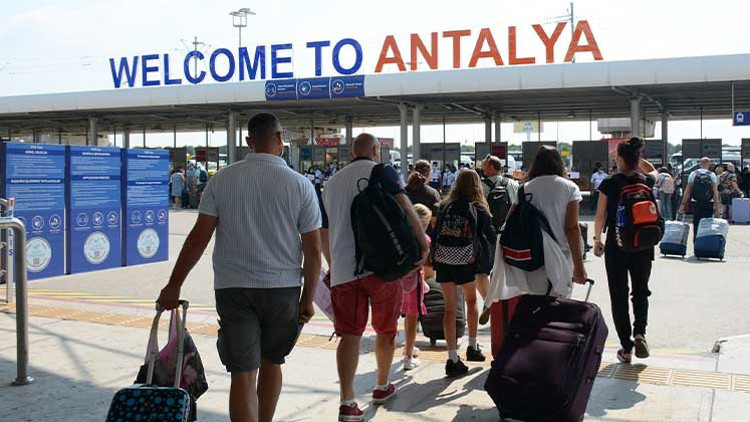 Antalya’da otellerin umudu Paskalya Antalya’da otellerin umudu Paskalya