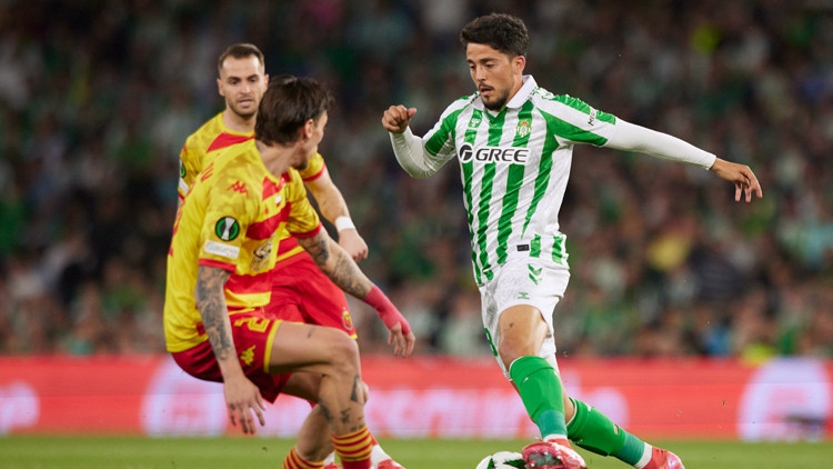 Cedric Bakambu attı, Real Betis avantajı kaptı Konferans Liginde sonuçlar... Cedric Bakambu attı, Real Betis avantajı kaptı Konferans Liginde sonuçlar...