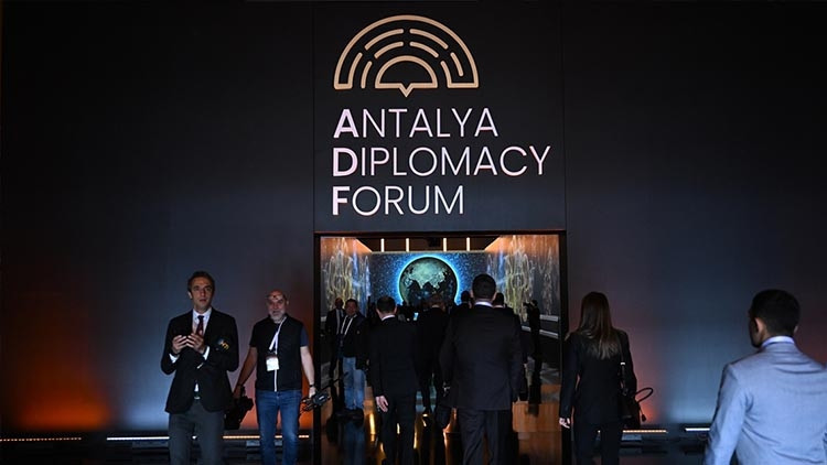 Antalya 4. Diplomasi Forumu başladı Antalya 4. Diplomasi Forumu başladı