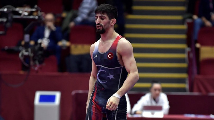 Milli güreşçi Kerem Kamal, Avrupa şampiyonu oldu Milli güreşçi Kerem Kamal, Avrupa şampiyonu oldu