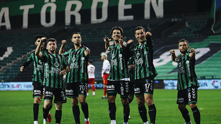 Kocaelispor 7 golle kazandı, Süper Lige 1 adım kaldı