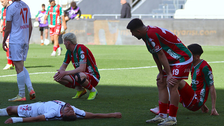 Karşıyaka’ya 10 futbolcudan ihtar