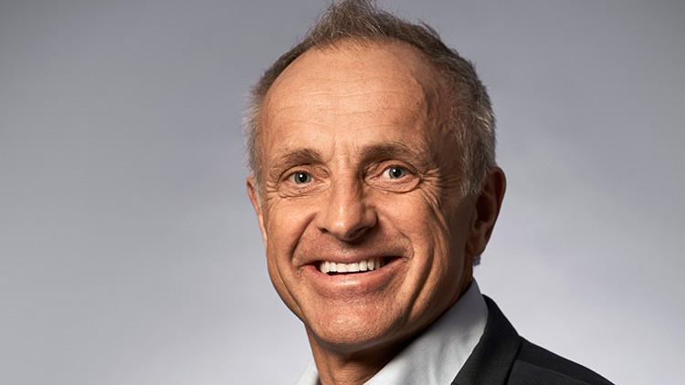 Dev şirketin patronu trajik şekilde yaşamını yitirdi: Kraliçenin yakın dostuydu