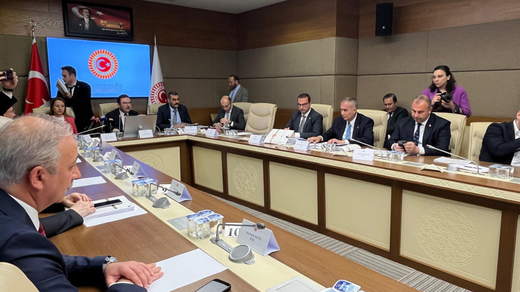 Kartalkaya Otel Yangınını Araştırma Komisyonu, itfaiyecileri dinledi Kartalkaya Otel Yangınını Araştırma Komisyonu, itfaiyecileri dinledi