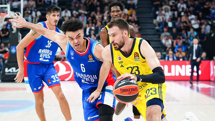 Anadolu Efes ve Fenerbahçe Bekonun lig maçları ertelendi