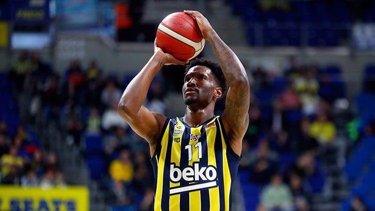 Fenerbahçeli Hayes-Davis üst üste 2. kez en iyi 5te