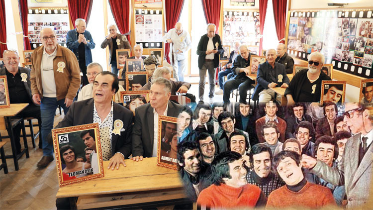 Yarım asır sonra aynı sıradalar Yarım asır sonra aynı sıradalar