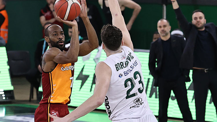 Darüşşafaka Lassa, Galatasaray karşısında galip