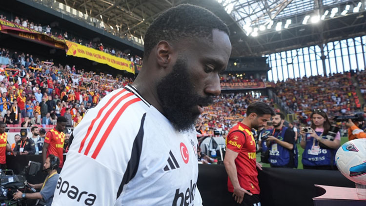 Masuaku Hatay maçında cezalı