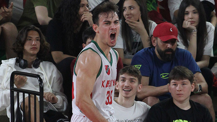 Karşıyaka potada gençlerde yarı finalde