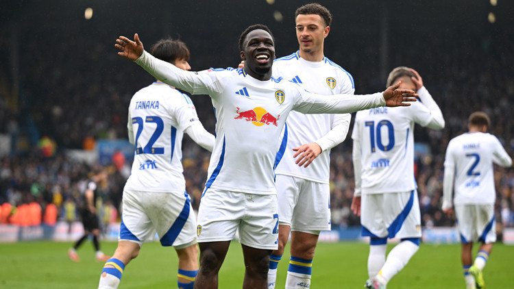 Leeds United ve Burnley, Premier Ligde