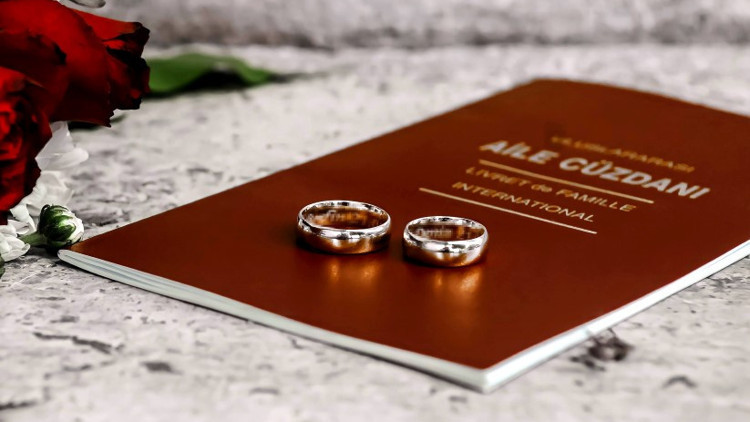 Eşine çingene dedi evden kovdu Boşanma davasında emsal karar