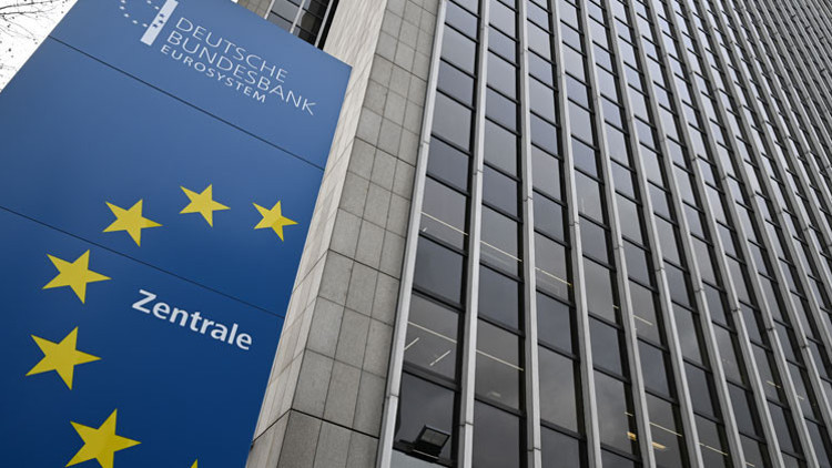 Bundesbank: ‘GSYH’nin ikinci çeyrekte yine gerilemesi bekleniyor’