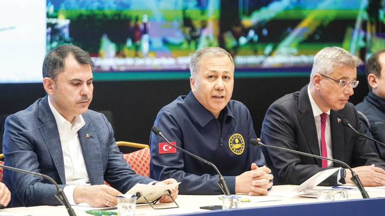 Bakanlardan çağrı: Tedbiri elden bırakmayalım