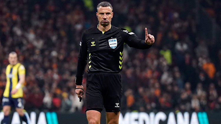 Slavko Vincic Arsenal-PSG maçını yönetecek Slavko Vincic Arsenal-PSG maçını yönetecek