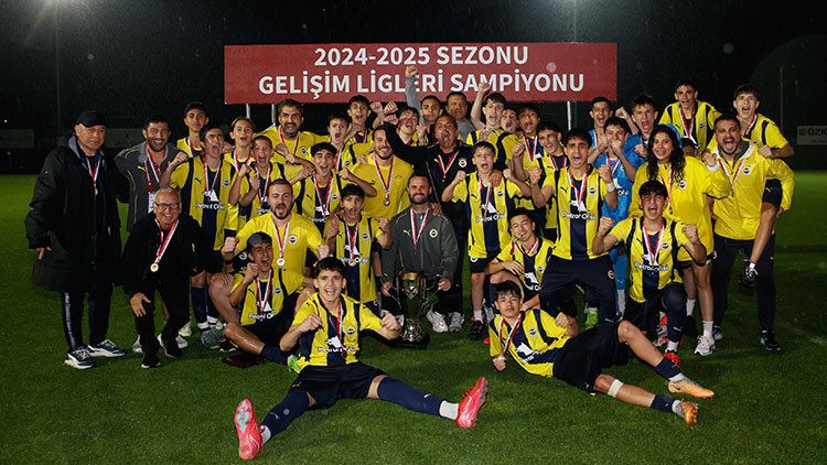 Fenerbahçe U14te şampiyon Fenerbahçe U14te şampiyon