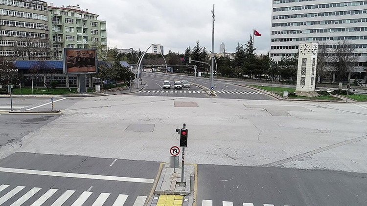 Ankarada 1 Mayıs nedeniyle bazı yollar trafiğe kapatılacak Ankarada 1 Mayıs nedeniyle bazı yollar trafiğe kapatılacak
