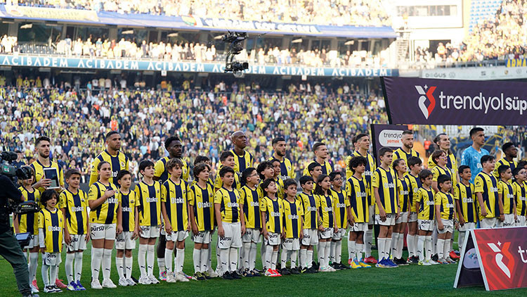 Derbide Çağlar Söyüncüden Fenerbahçeye kötü haber Başakşehir karşısında yok...