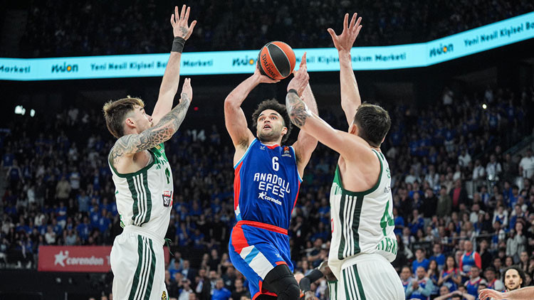 Anadolu Efes, Atinada Final Four için sahaya çıkıyor