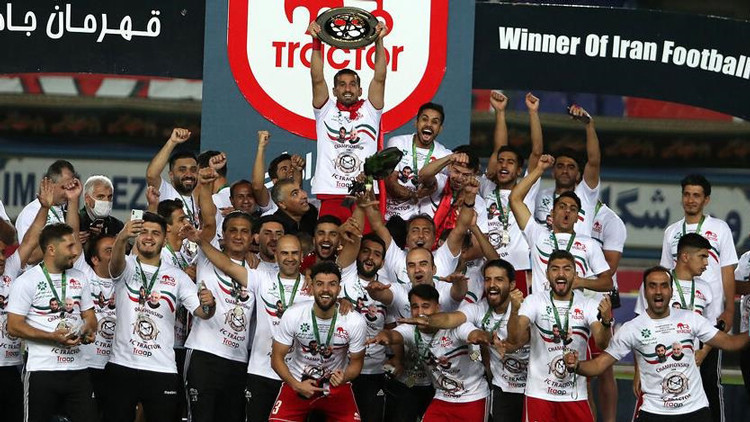 Traktör taraftarları, şampiyonluğu İstanbulda kutladı