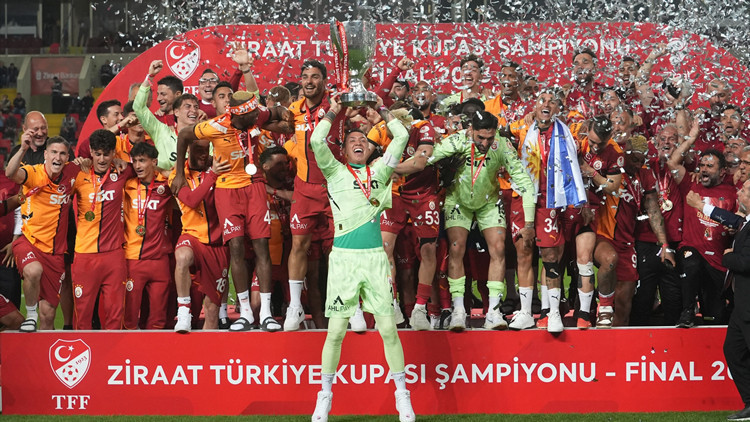 Futbolda Galatasaray yüzyılı