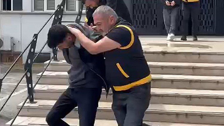 Çırağı öldüren katil zanlılarından kız kardeş ifadesi: Görüşmelerini istemiyorduk Çırağı öldüren katil zanlılarından kız kardeş ifadesi: Görüşmelerini istemiyorduk