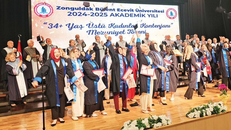 Artı 34’ün ilk mezunları Artı 34’ün ilk mezunları