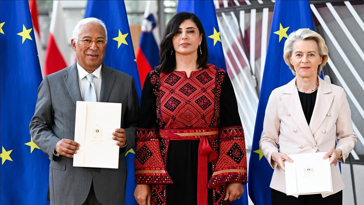 ABde bir ilk: Filistin temsilcisi mektup sunarak göreve başladı ABde bir ilk: Filistin temsilcisi mektup sunarak göreve başladı