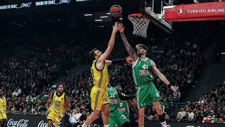 Fenerbahçe Beko final için sahada Fenerbahçe Beko final için sahada