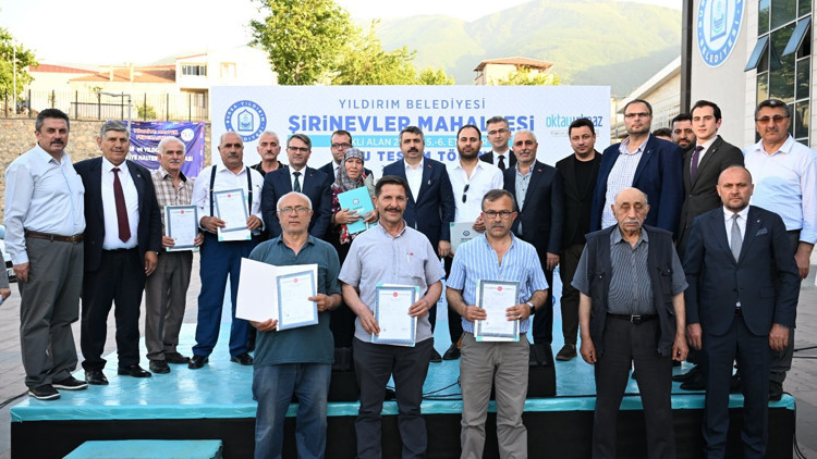 Yıldırım’da 1530 hak sahibi daha tapusunu aldı Yıldırım’da 1530 hak sahibi daha tapusunu aldı