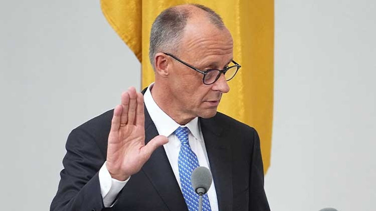 Göreve başlayalı daha bir ay oldu CDU/CSU sonrasını tartışıyor Göreve başlayalı daha bir ay oldu CDU/CSU sonrasını tartışıyor