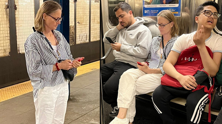 İstese helikopter bile kiralar... Milyonları var ama hala metroyla geziyor