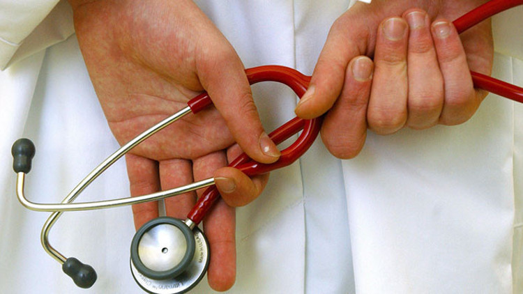 İstismarcı cerraha 20 yıl hapis