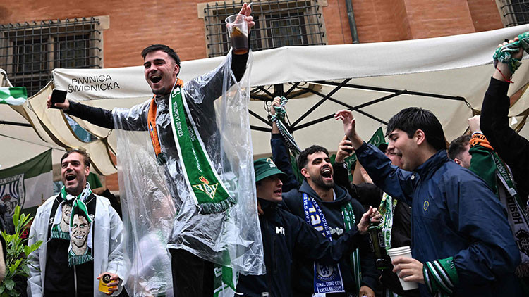 Real Betis taraftarlarından Chelsea maçına yoğun ilgi