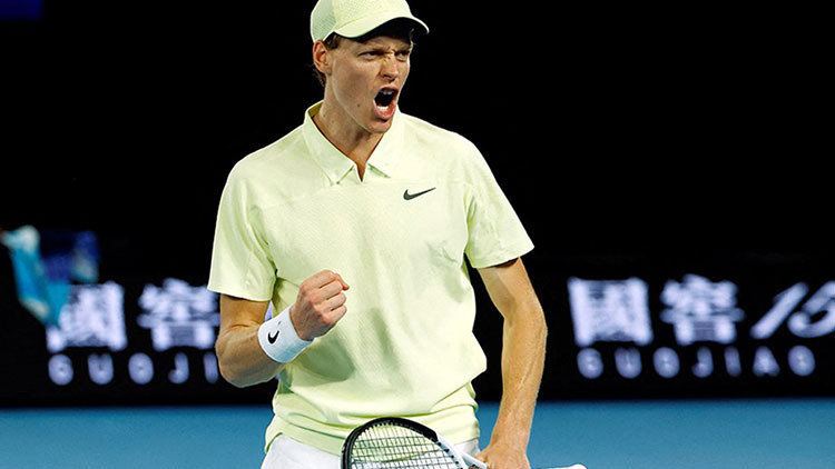 Roland Garrosta Sinner tam yol ileri