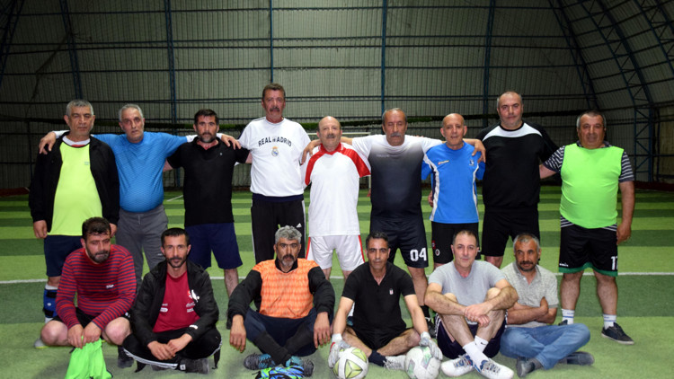 40 Yıllık Arkadaşlık: 55-70 Yaş Arası Futbolcular