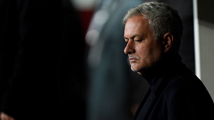 Futbol Konseyi: Takımın, oyunun önüne geçen bir Mourinhoya ihtiyaç yok