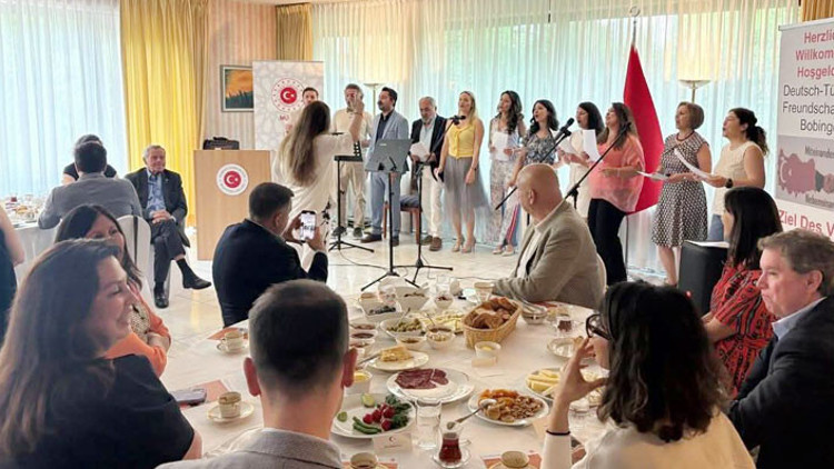 Münih’te ‘Dünya Kahvaltı Günü’ etkinliği Münih’te ‘Dünya Kahvaltı Günü’ etkinliği