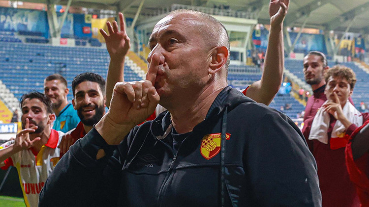 Göztepe Teknik Direktörü Stanimir Stoilov: Bu sezon iyi bir iş çıkardık