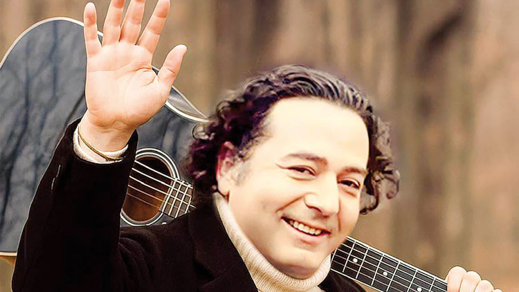 Kayahan şarkılarla anılıyor