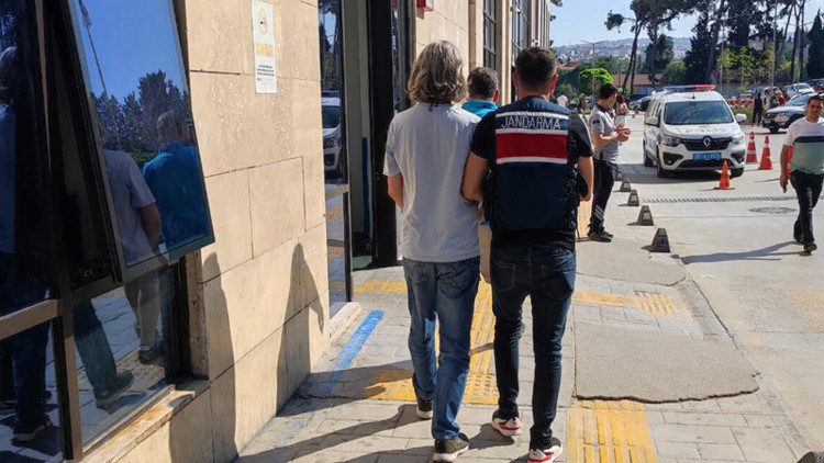 Sosyal medyadan terör propagandasına 5 gözaltı